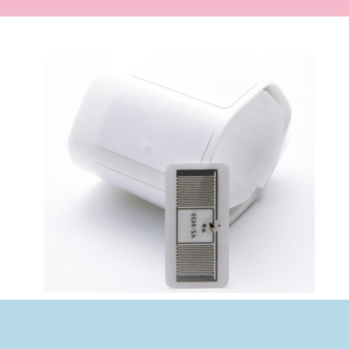 Long range RFID tag 